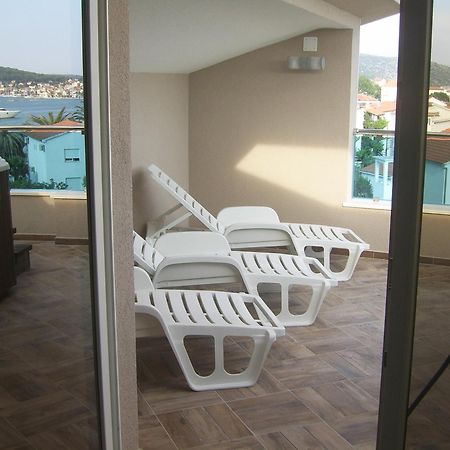 Apartments Villa Erik Rogoznica  Pokoj fotografie