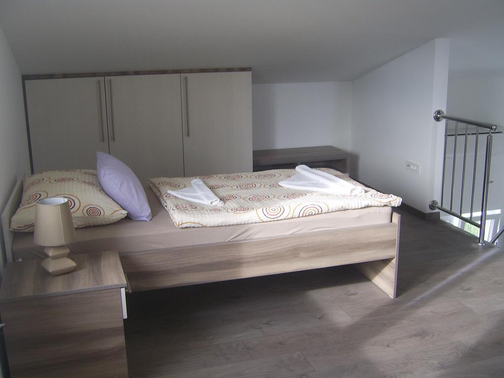 Apartments Villa Erik Rogoznica  Pokoj fotografie
